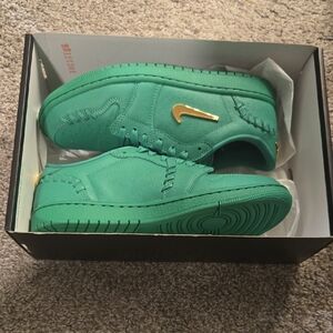 Nike Air Jordan 1 MM Low Lucky Green W